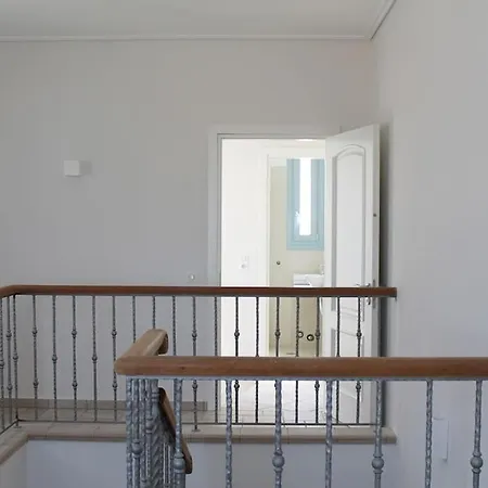 Aetheras House Villa *